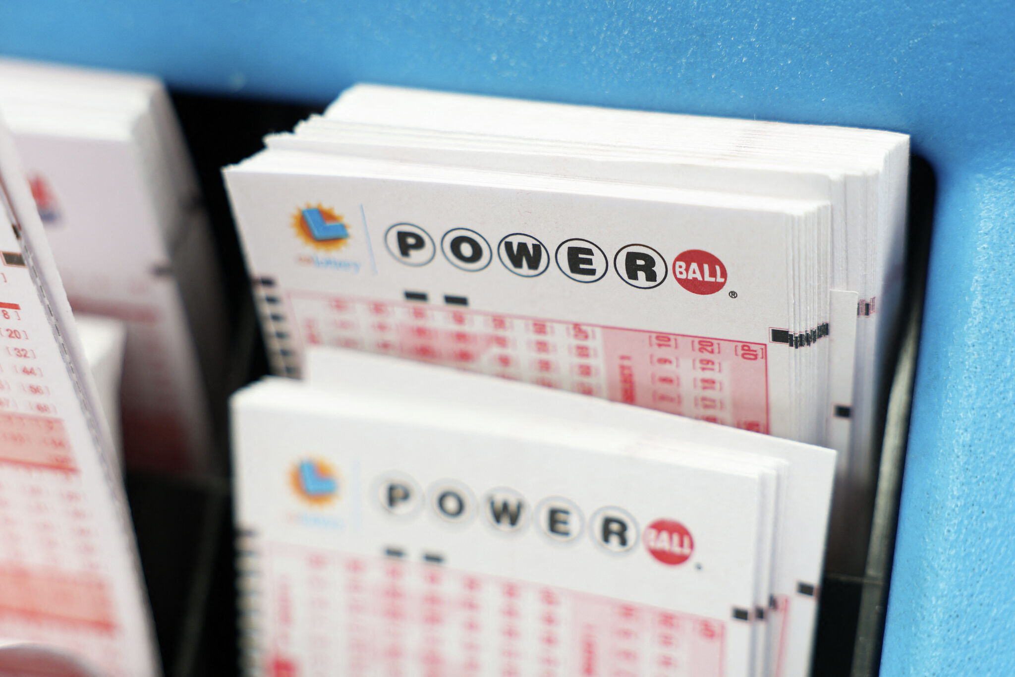 CT lottery players hit $300K in Cash 5, Powerball prizes to start June