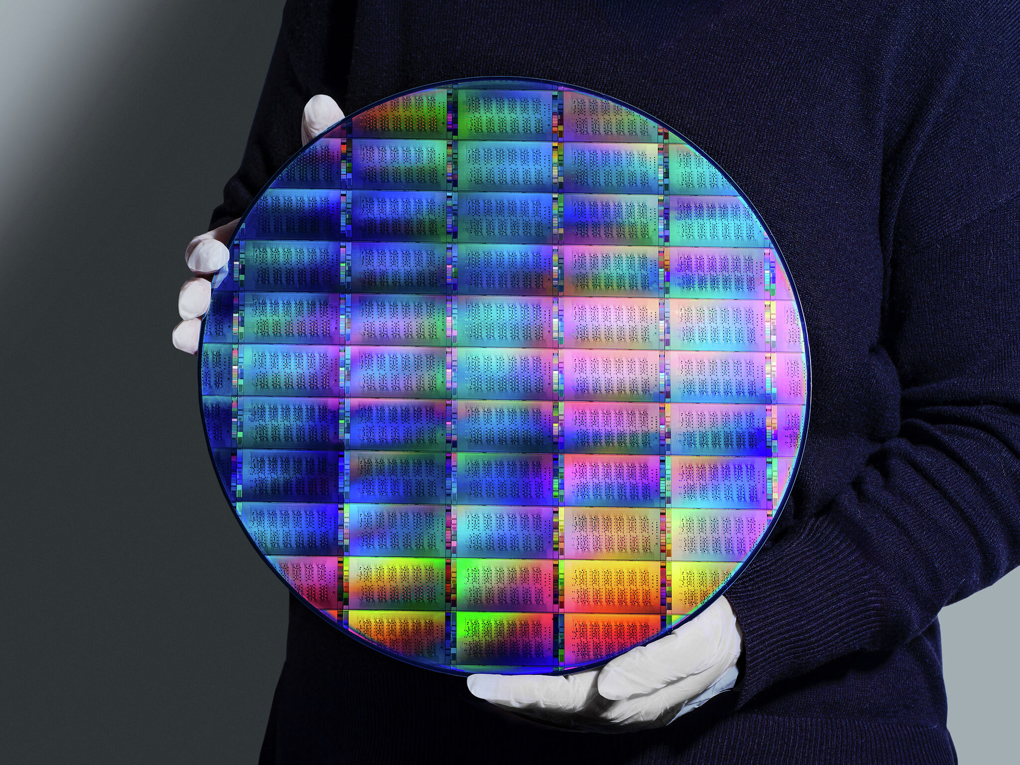 IBM and GlobalFoundries get $1.4 billion for quantum computing