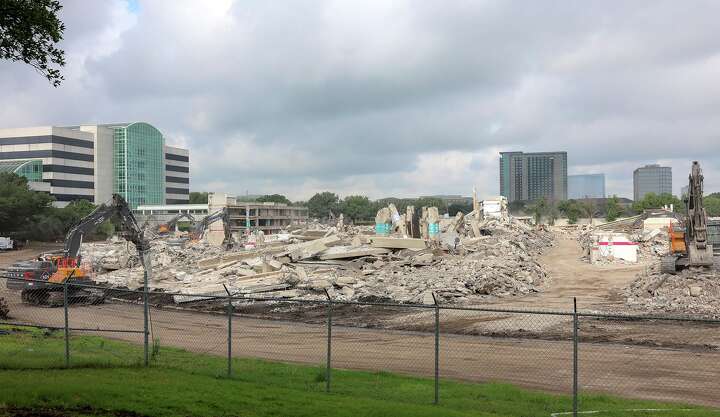Demolition starts for AT&T's new billion-dollar Plano campus