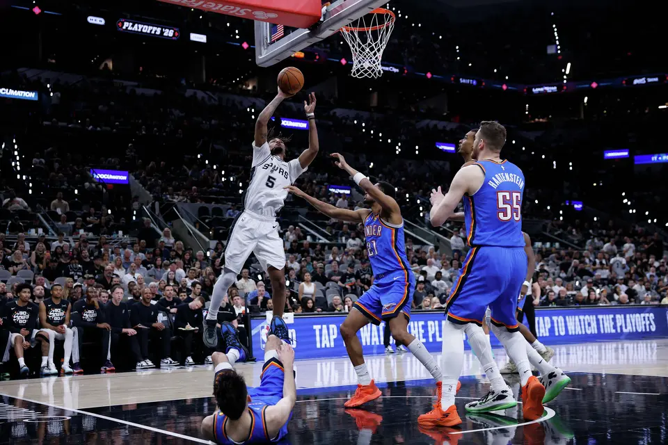 San Antonio Spurs guard Stephon Castle (5) pulls back for the jump shot during the third quarter of Game 4 of the Western Conference Finals at Frost Bank Center in San Antonio, Sunday, May 24, 2026.