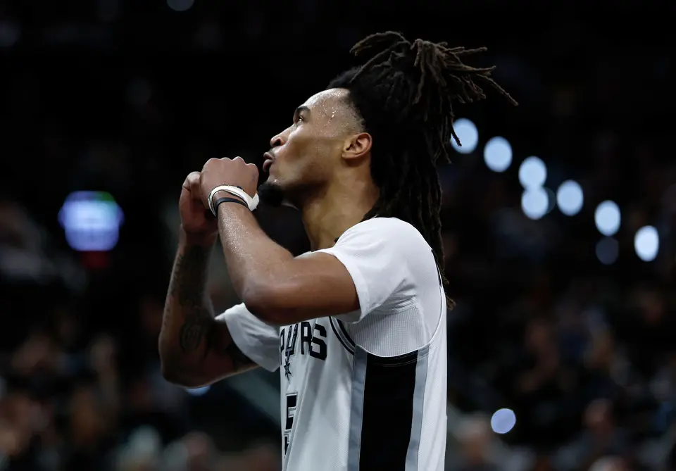 San Antonio Spurs guard Stephon Castle (5) pumps his fists after a big play during the third quarter of Game 4 of the Western Conference Finals at Frost Bank Center in San Antonio, Sunday, May 24, 2026.