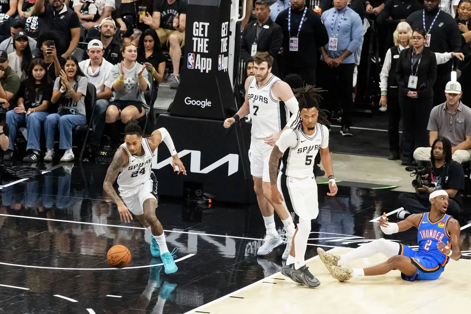 San Antonio Spurs guard Devin Vassell (24) runs for the ball during Game 4 of the Western Conference Finals at Frost Bank Center in San Antonio on Sunday, May 24, 2026.