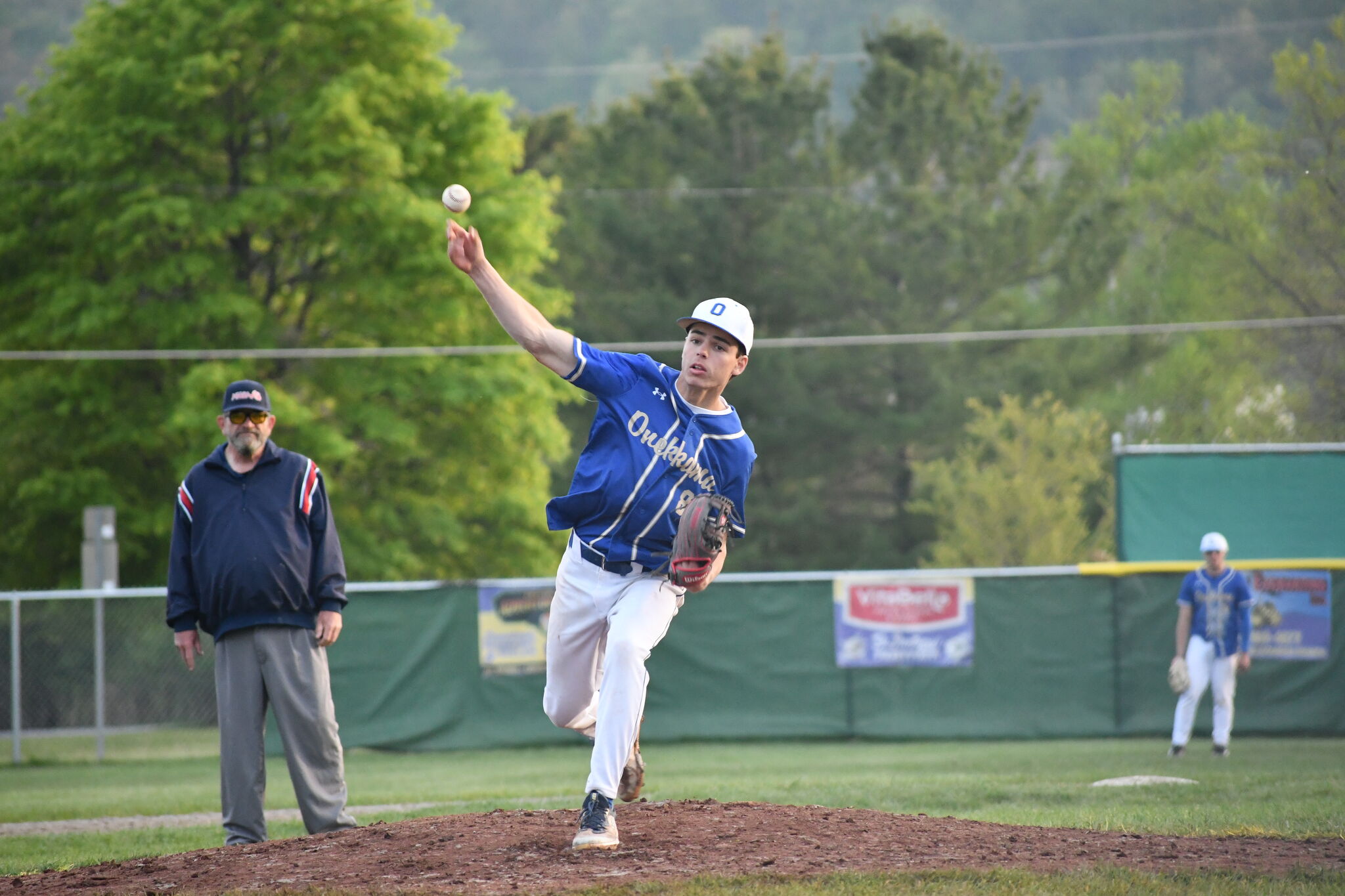 Onekama baseball splits games at Pit Spitter Tournament