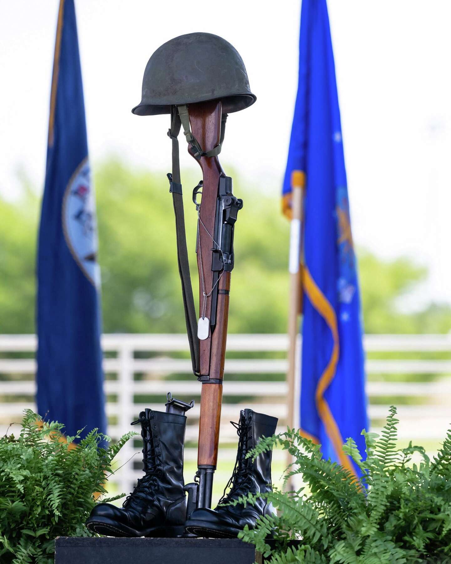 A Fallen Rook Round Rock Memorial Day ceremony honors fallen troops | Photos