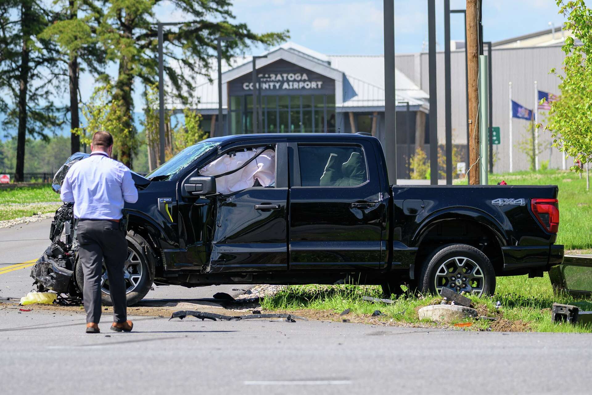 Plane crash at Saratoga County Airport injures pilot