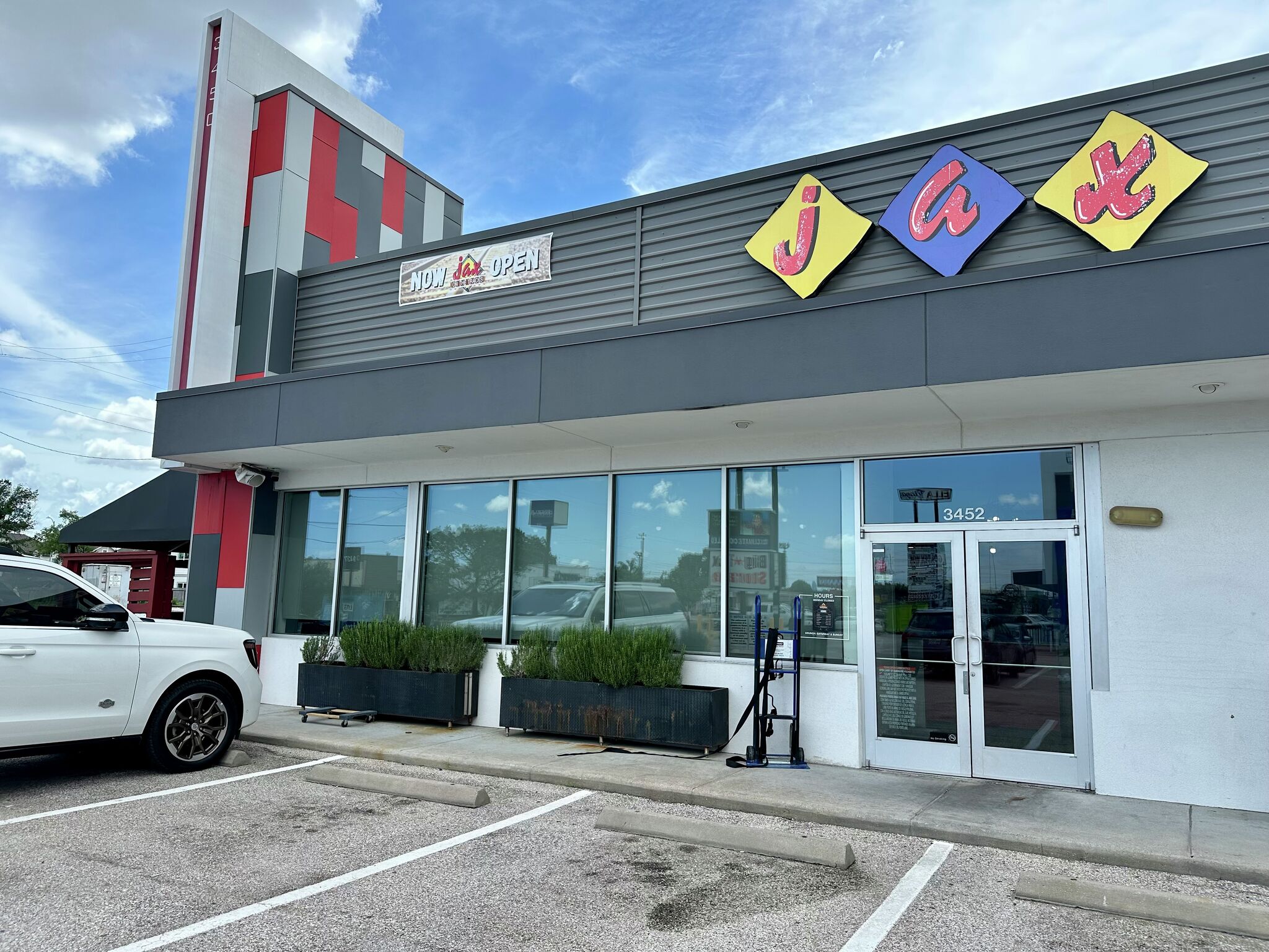 Family friendly Houston restaurant closes after only 3 months