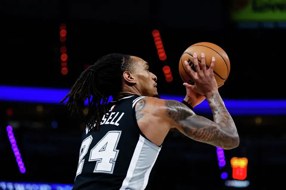 San Antonio Spurs guard Devin Vassell (24) gets ready to shoot the ball during the third quarter of Game 5 of the Western Conference Finals at Paycom Center in Oklahoma City, Tuesday, May 26, 2026.