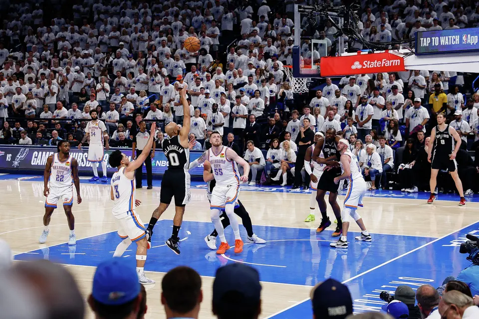 San Antonio Spurs guard Jordan McLaughlin (0) goes up for a shot during the fourth quarter of Game 5 of the Western Conference Finals at Paycom Center in Oklahoma City, Tuesday, May 26, 2026. The Spurs fell to the Thunder, 127-114, who now lead the series 3-2.