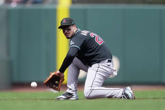 Diamondbacks' Nolan Arenado day to day after leaving win over Giants ...