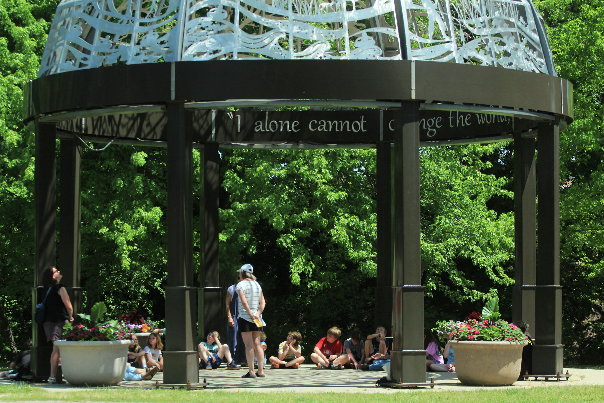 Brookside Elementary students learn about public art with field trip to Mitchell Creek Park, ArtWorks