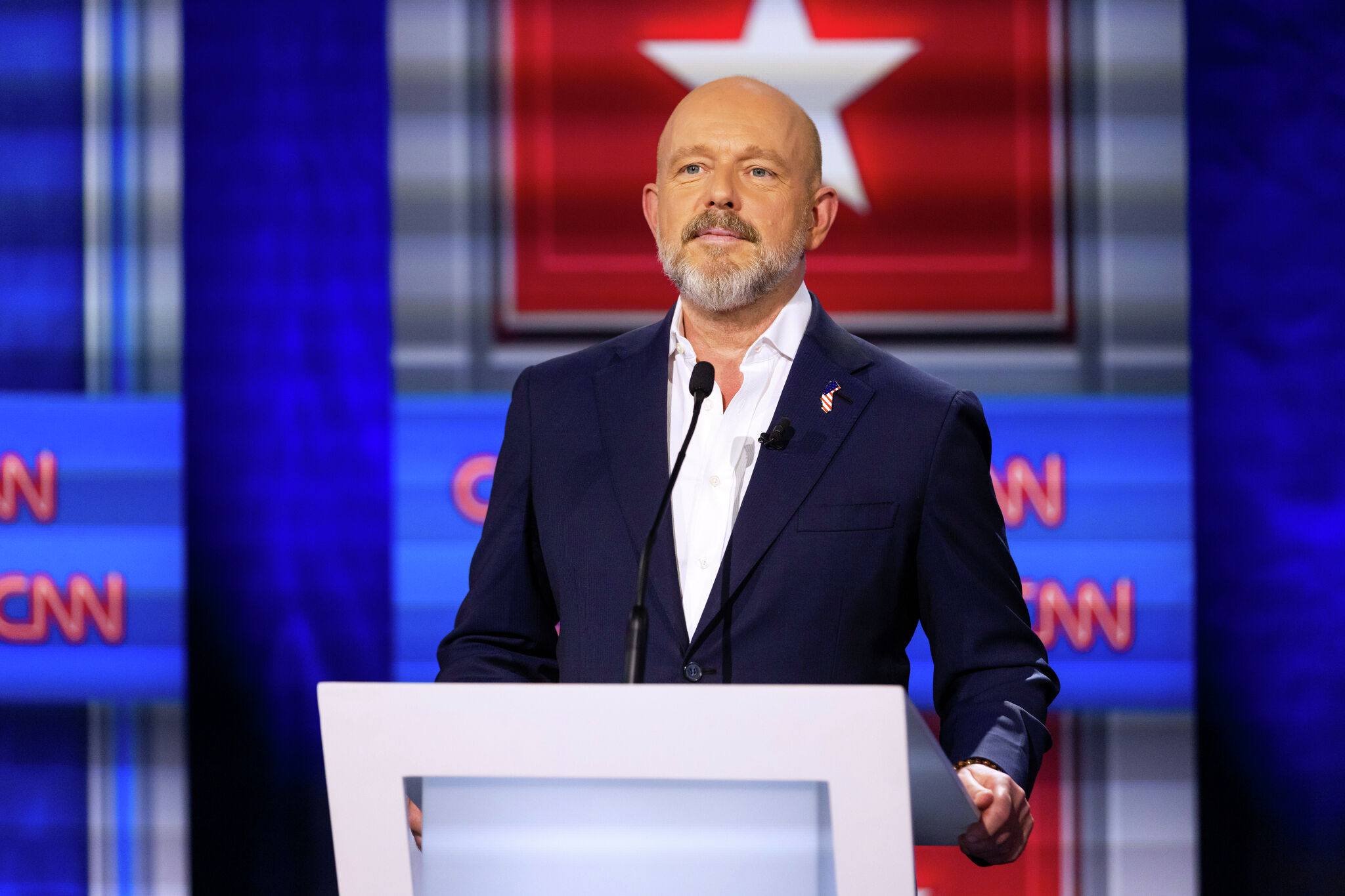 https://s.hdnux.com/photos/01/66/31/27/31036918/3/rawImage.jpg