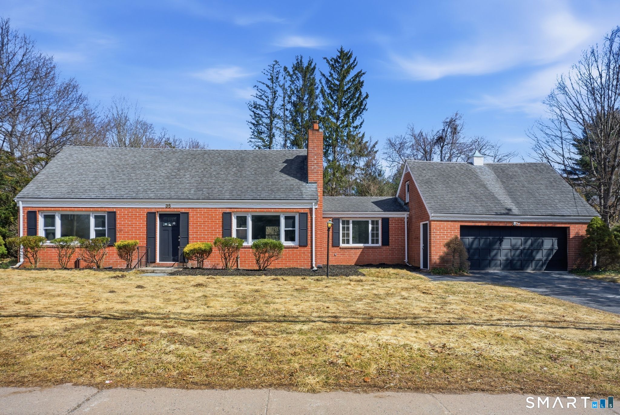 What $550K buys in CT: a renovated Cape, reservoir views and an 1895 Colonial