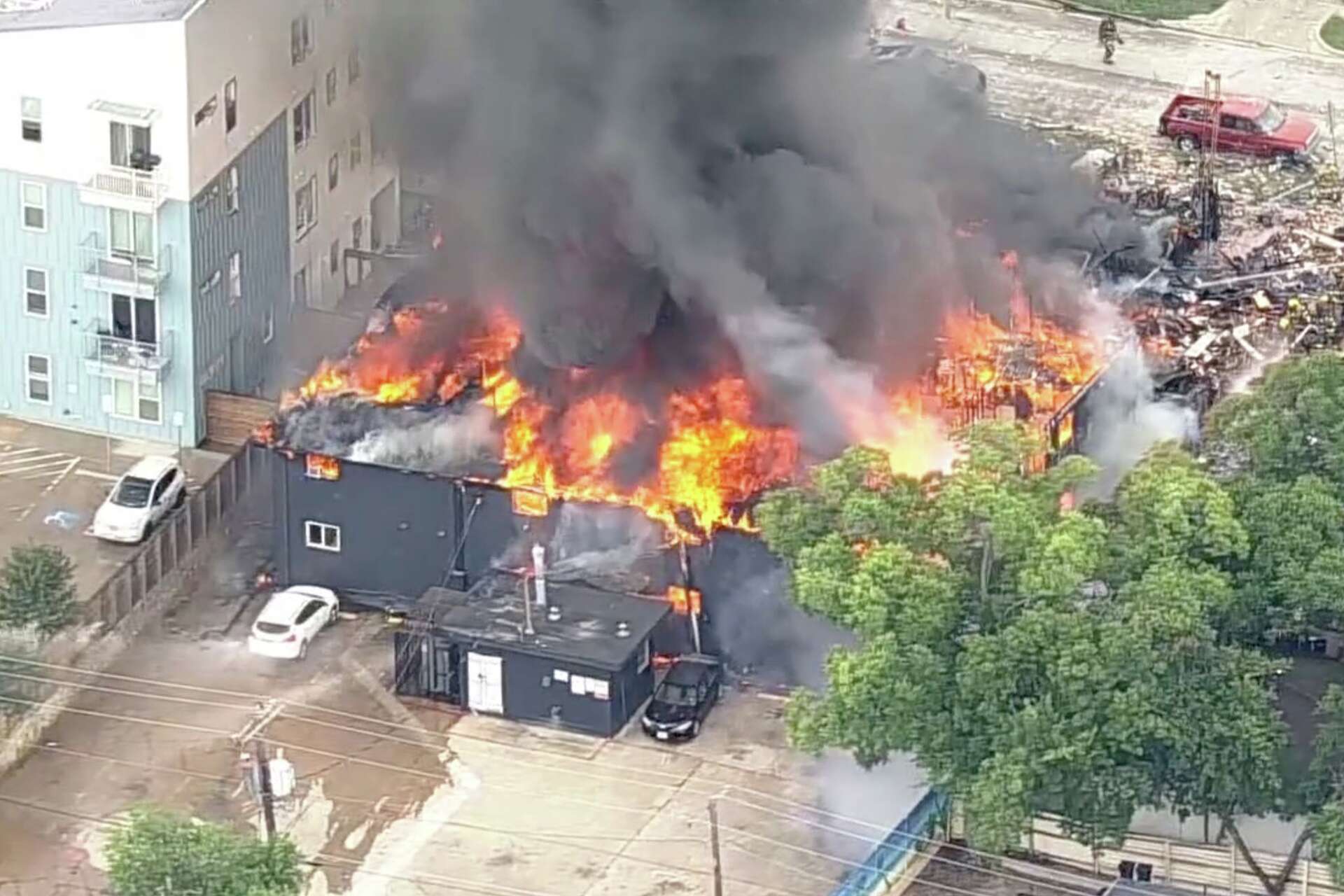 Explosion and fire at a Dallas apartment building kills at least 3 ...