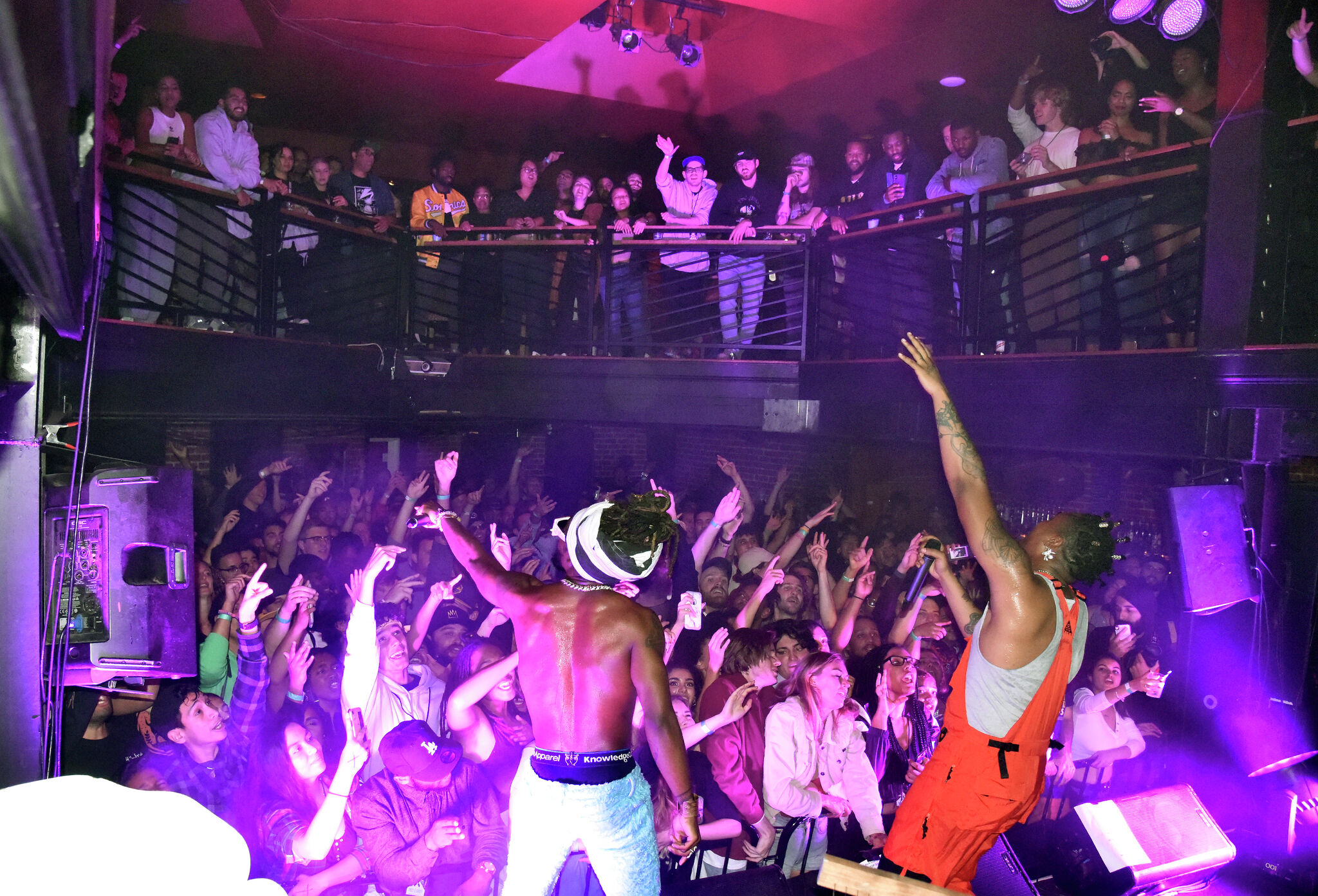 After closing without notice, Oakland's New Parish has been put up for sale