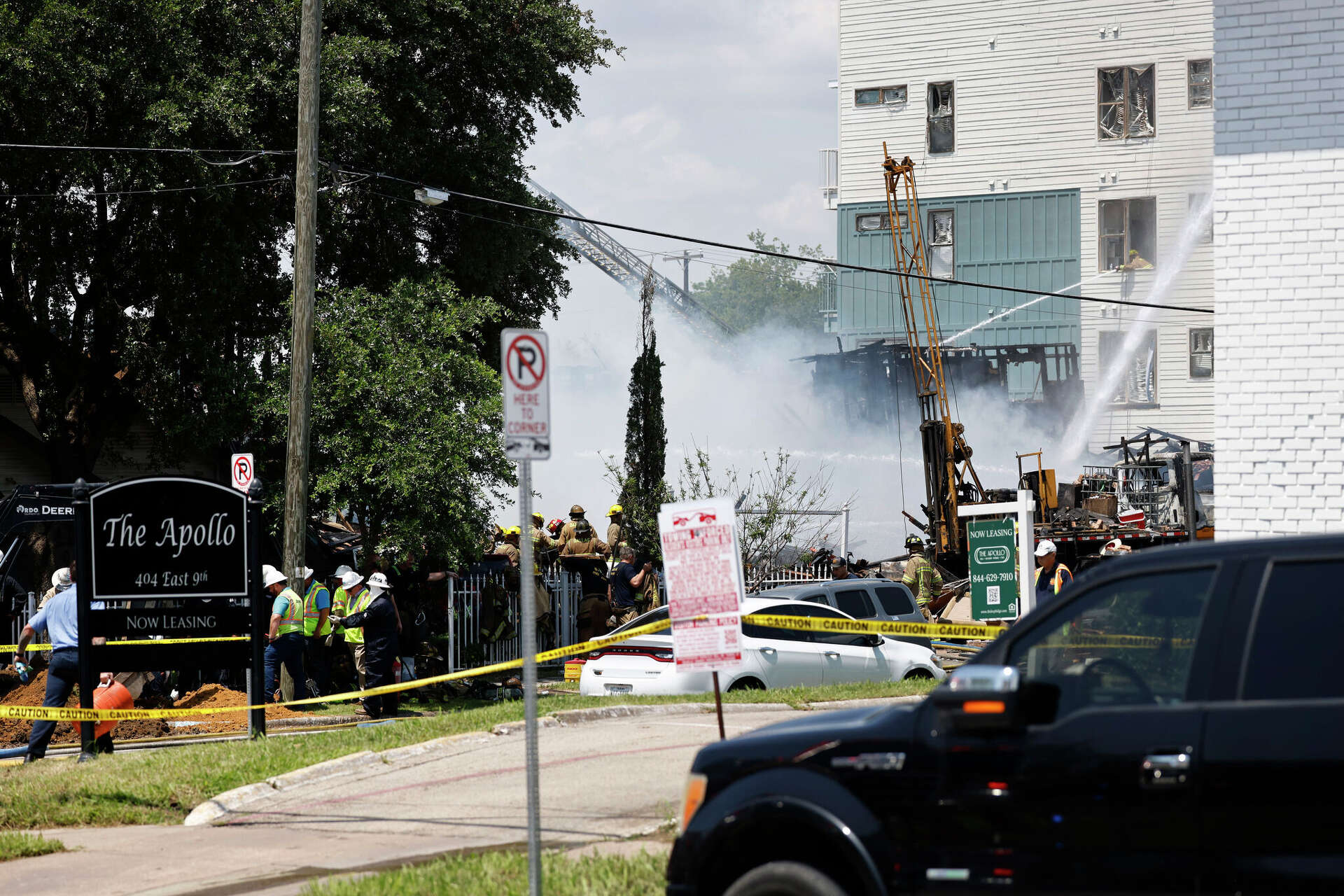 At least 3 dead in 'enormous' Dallas apartment fire after explosion