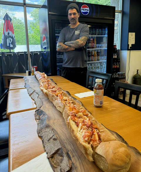 Lobzilla Clam Castle takes 'Lobster Roll War' crown with 8-foot Lobzilla Titan