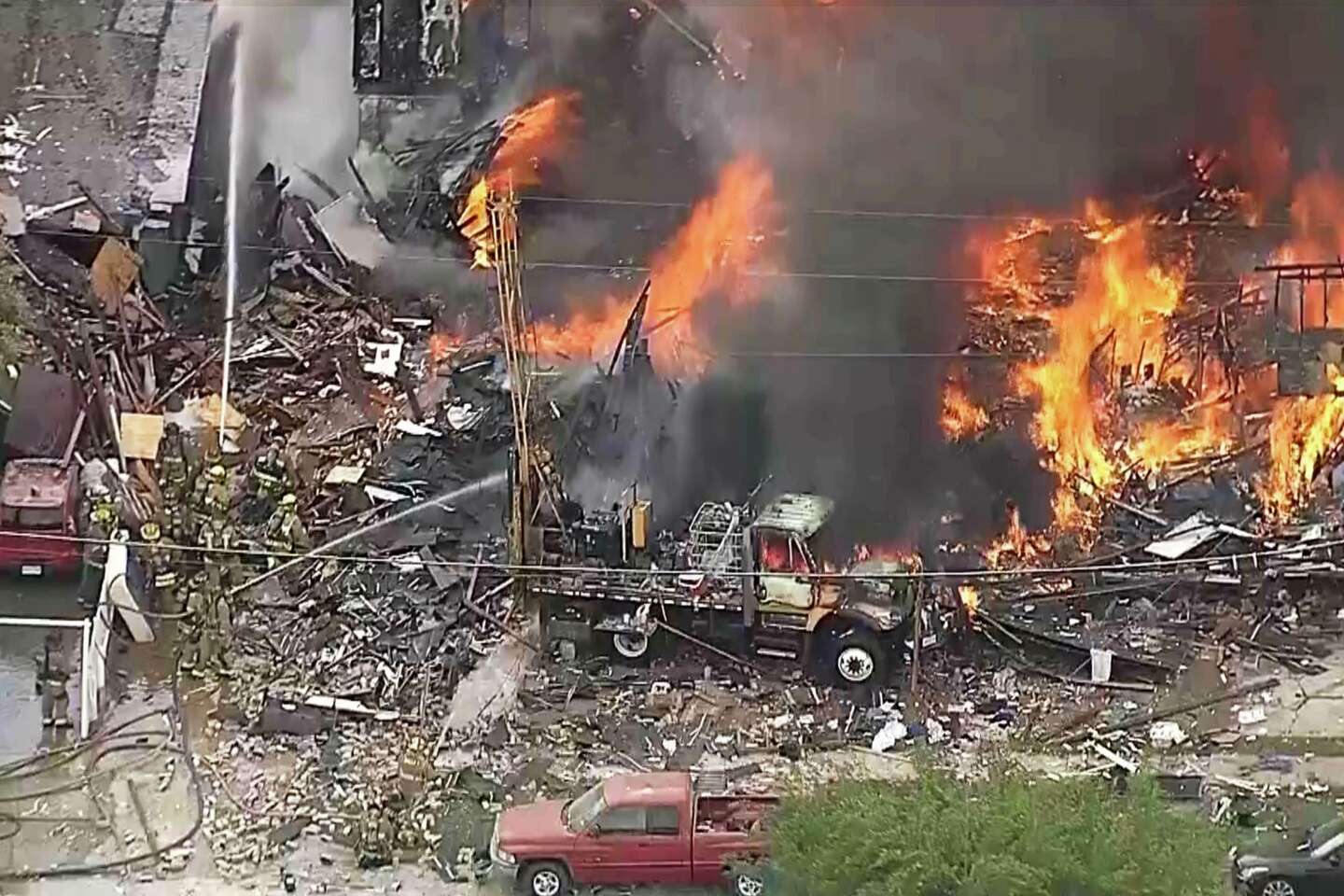 At least 3 dead in 'enormous' Dallas apartment fire after explosion