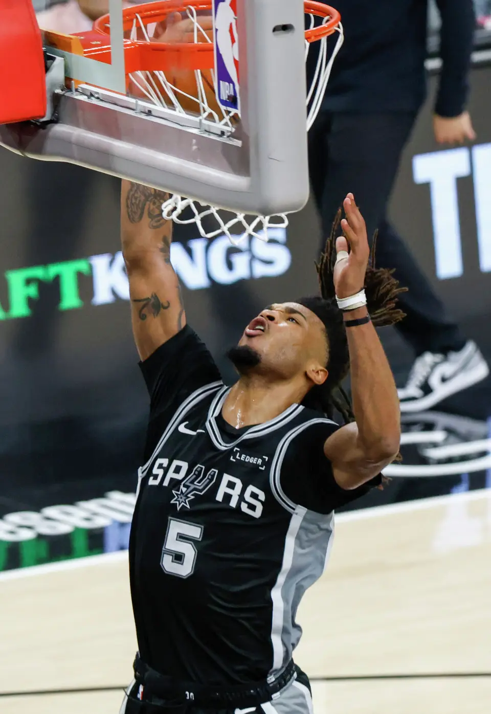 San Antonio Spurs guard Stephon Castle (5) shoots the ball during Game 6 of the Western Conference Finals at Frost Bank Center in San Antonio, Thursday, May 28, 2026.