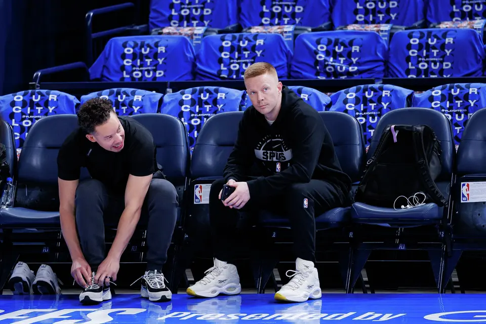 San Antonio Spurs head coach Mitch Johnson, left, talks with associate head coach Sean Sweeney at Paycom Center in Oklahoma City, Saturday, May 30, 2026, during a team practice to prepare for Game 7 of the Western Conference Finals against the Oklahoma City Thunder.