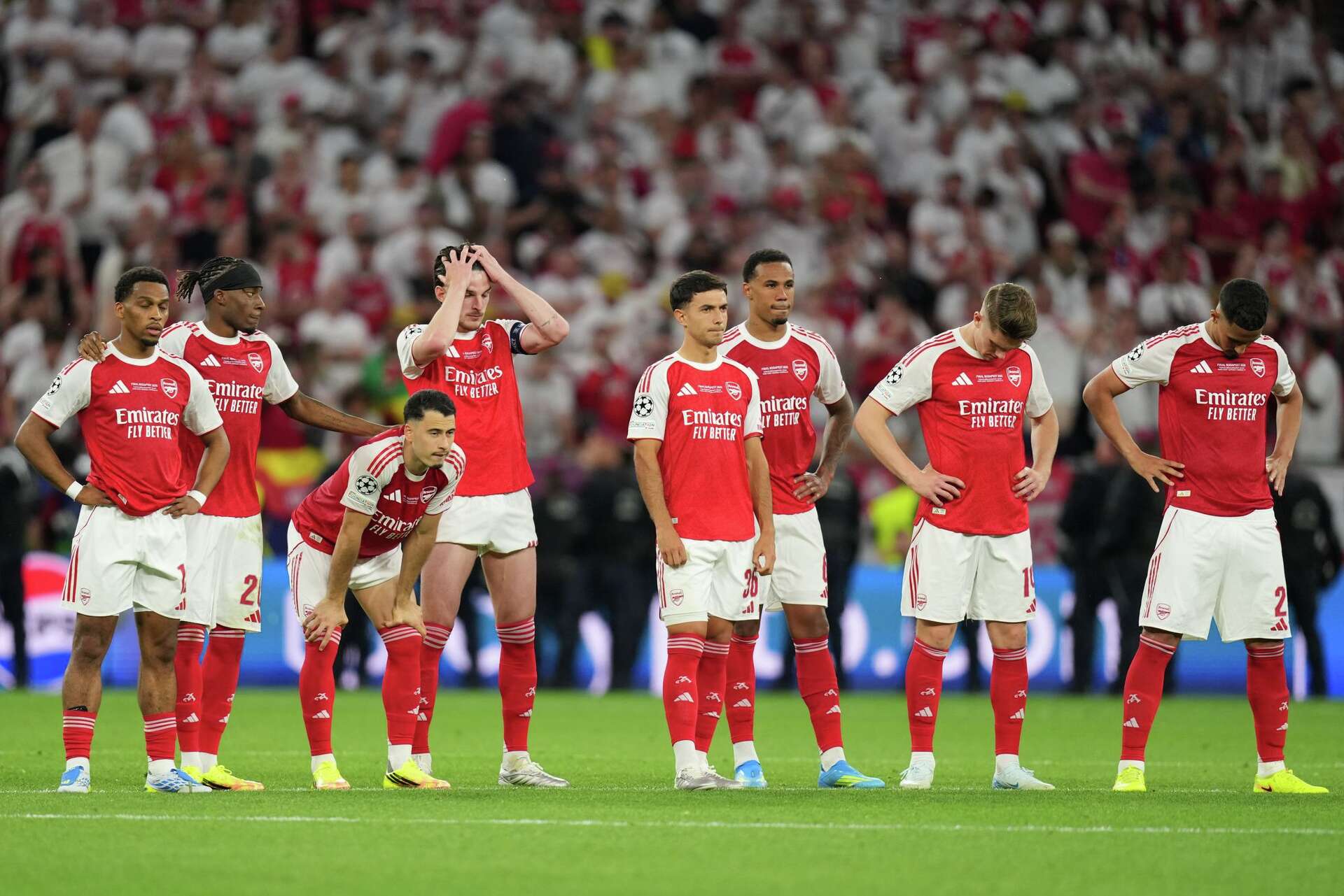 The Latest: PSG beats Arsenal in a penalty shootout and defends Champions  League title