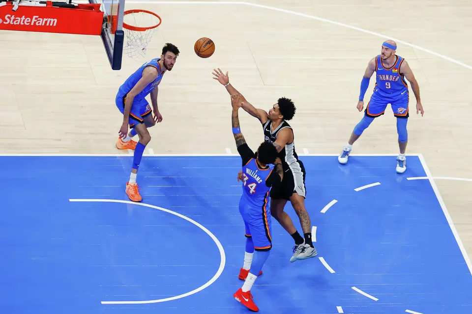 San Antonio Spurs guard Dylan Harper (2) goes up for a shot during Game 7 of the Western Conference finals at Paycom Center in Oklahoma City, on Saturday, May 30, 2026.