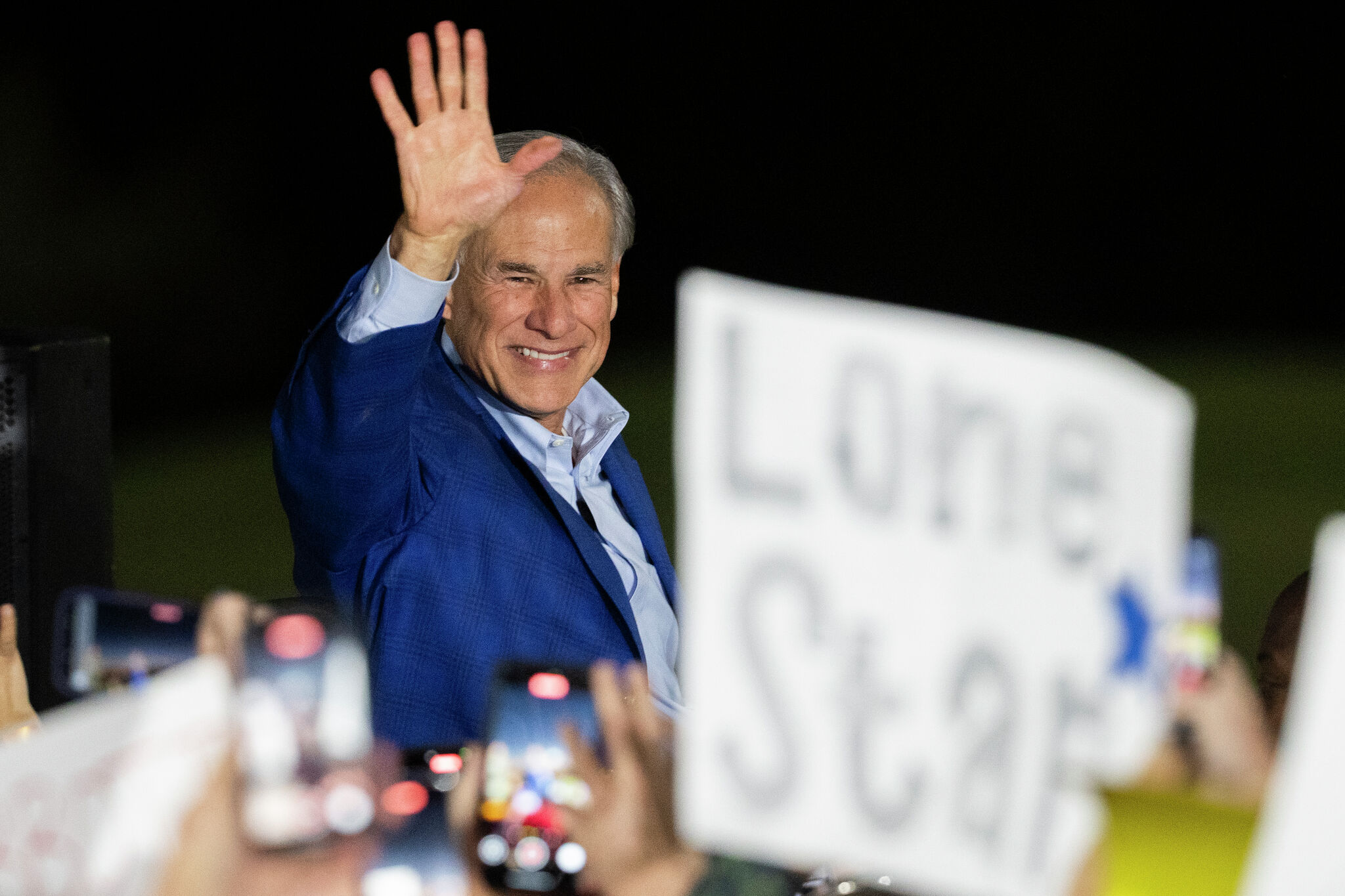 Greg Abbott tells ERCOT, PUC to rein in costs of new data centers