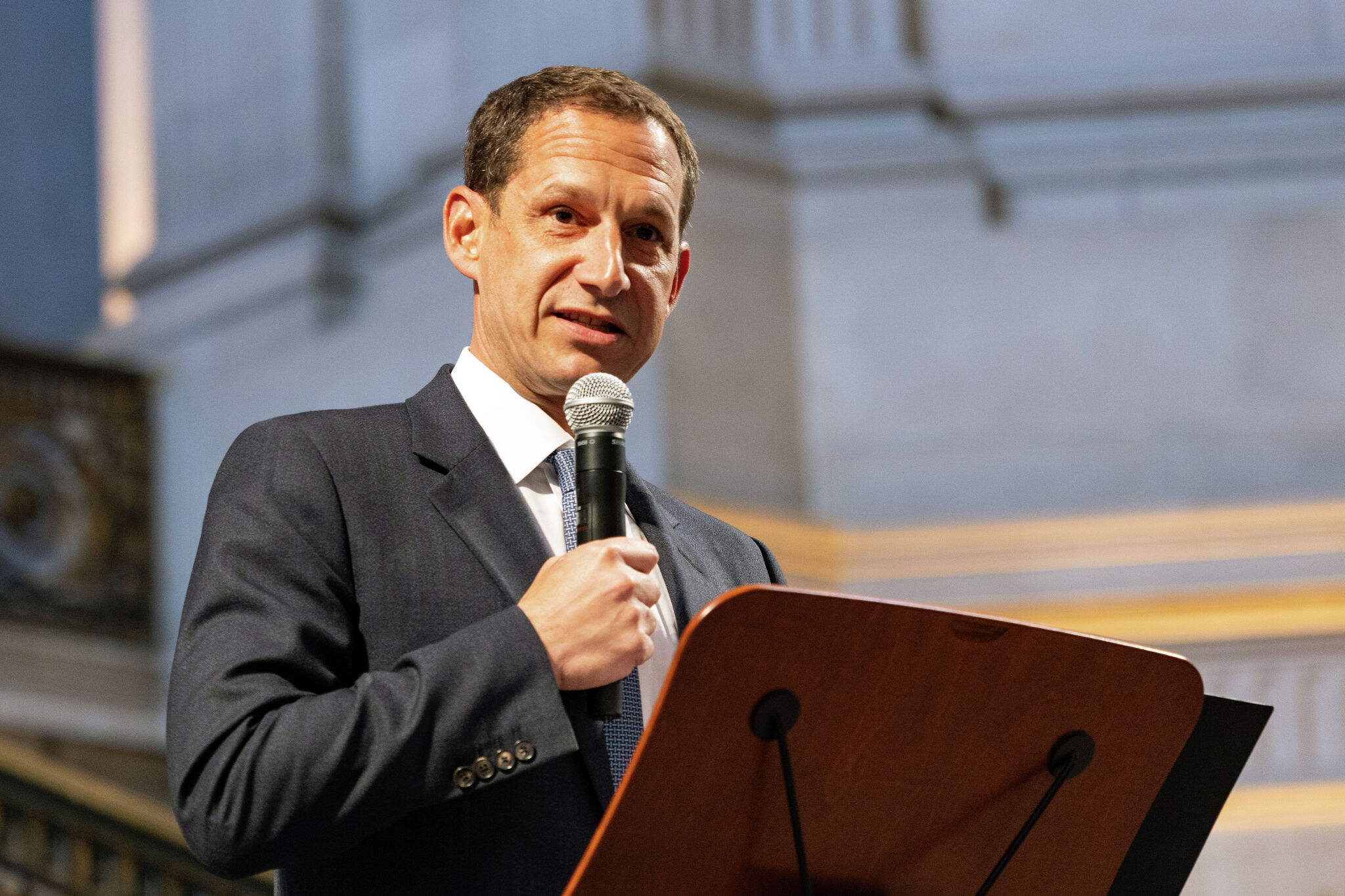 https://s.hdnux.com/photos/01/66/34/27/31049157/3/rawImage.jpg