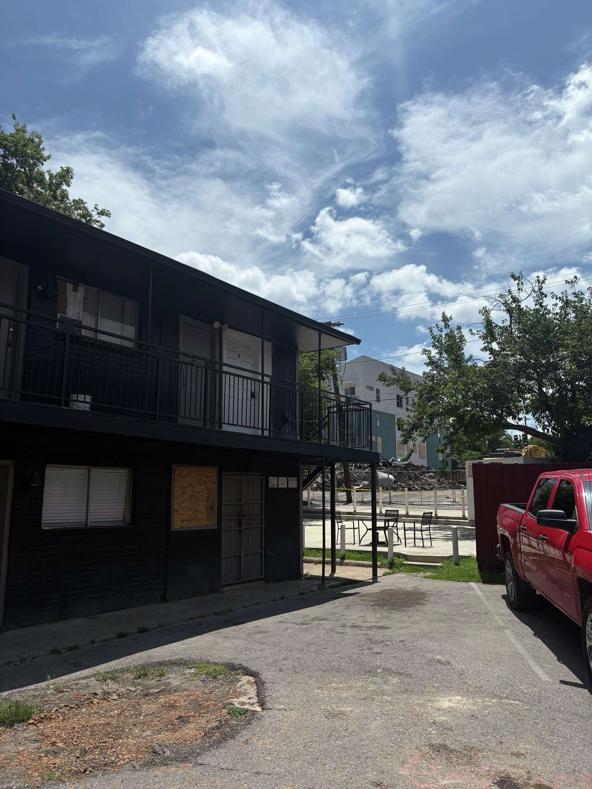 Oak Cliff apartment residents live with aftermath of blast next door