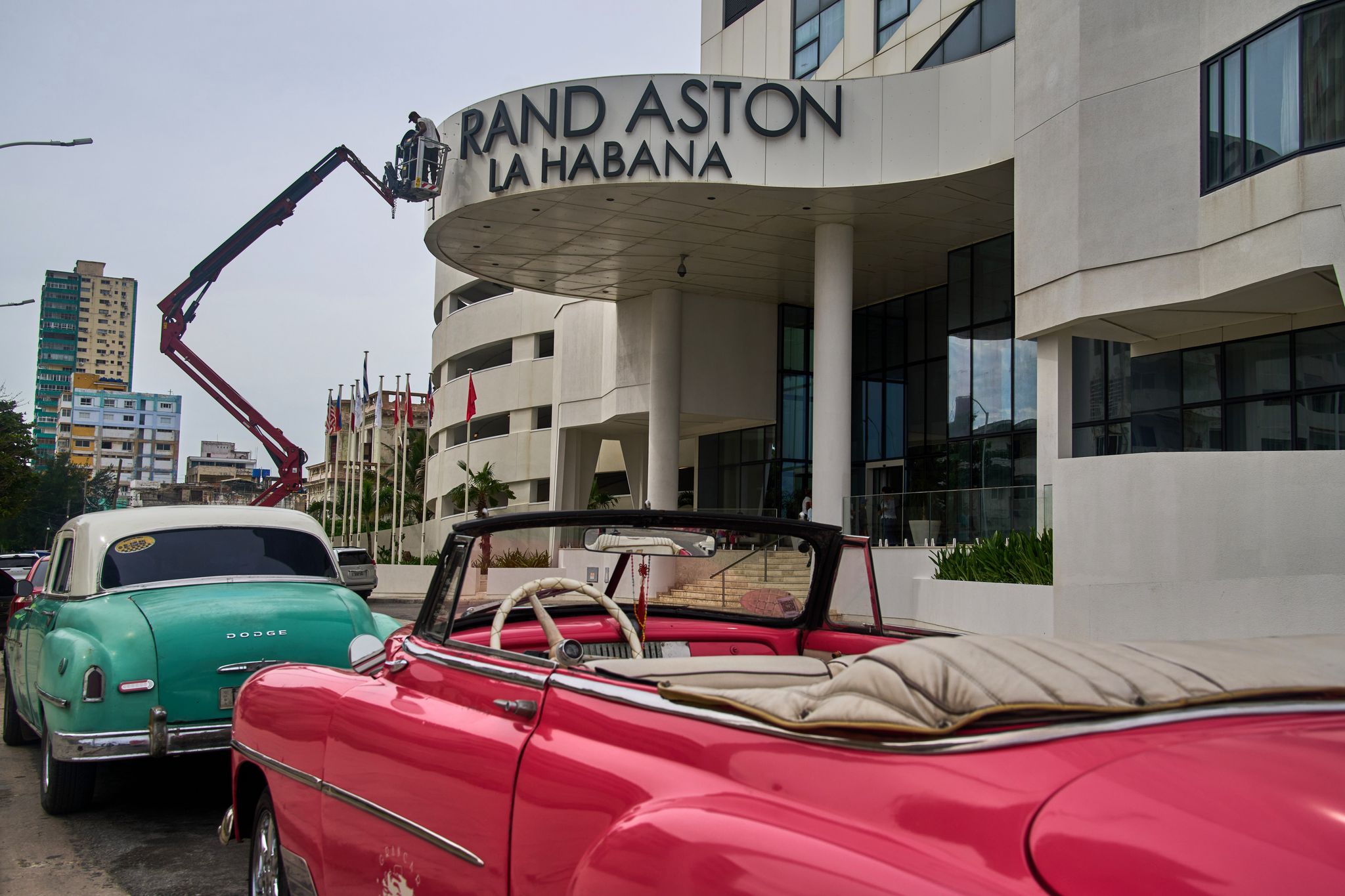 chron.com - ANDREA RODRÍGUEZ - Spanish hotel chain Meli&aacute; to shutter hotels in Cuba in latest blow to island's tourism sector