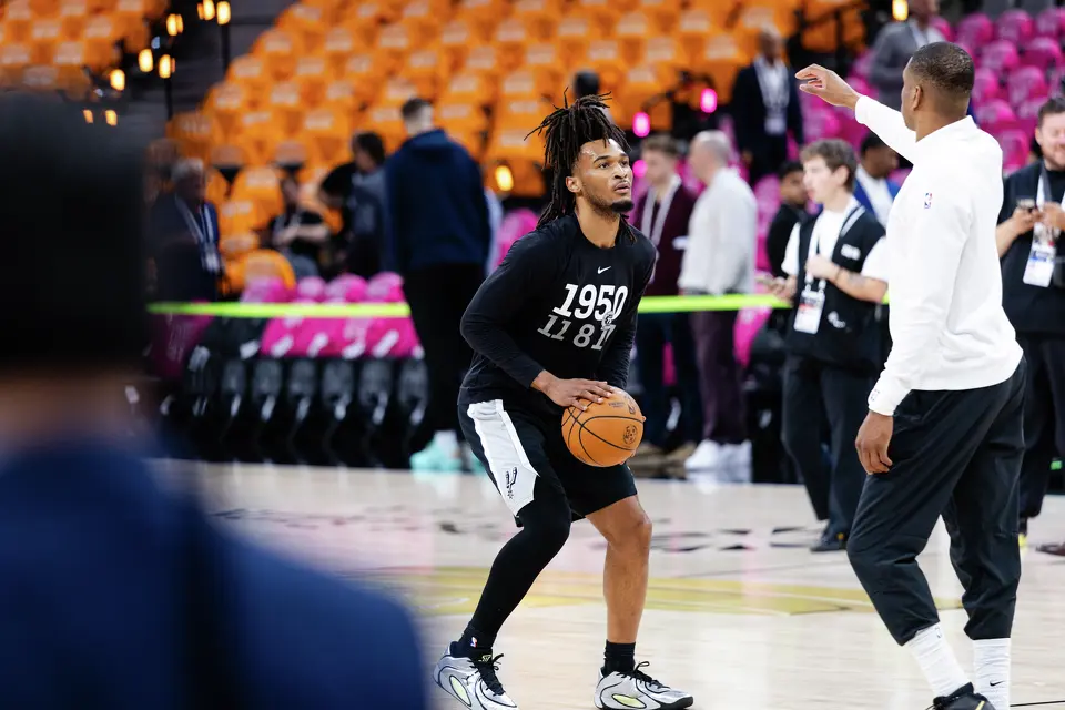 San Antonio Spurs guard Stephon Castle (5) warms up before Game 1 of the NBA Finals at Frost Bank Center in San Antonio, Wednesday, June 3, 2026.