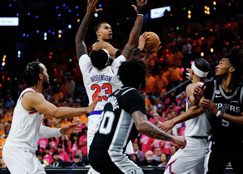 San Antonio Spurs center Victor Wembanyama (1) drives toward the basket during Game 1 of the NBA Finals at Frost Bank Center in San Antonio, on Wednesday, June 3, 2026.
