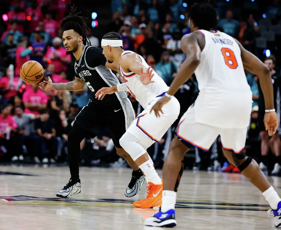 San Antonio Spurs guard Stephon Castle (5) tried to control the ball during Game 1 of the NBA Finals at Frost Bank Center in San Antonio, on Wednesday, June 3, 2026.