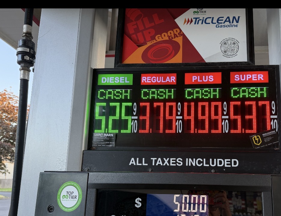 Connecticut gas prices drop. Here's where you can fill up for under $4 a gallon