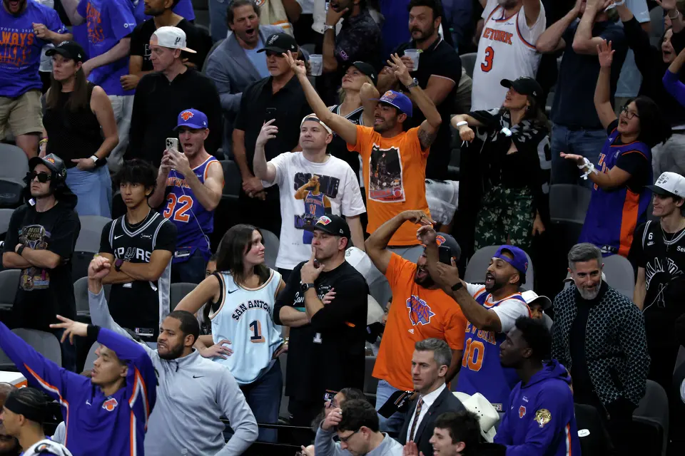 New York Nicks fans make noise much to the dismay of San Antonio Spurs fans during the second quarter of Game 2 of the NBA Championship at Frost Bank Center in San Antonio on Friday, June 5, 2026.