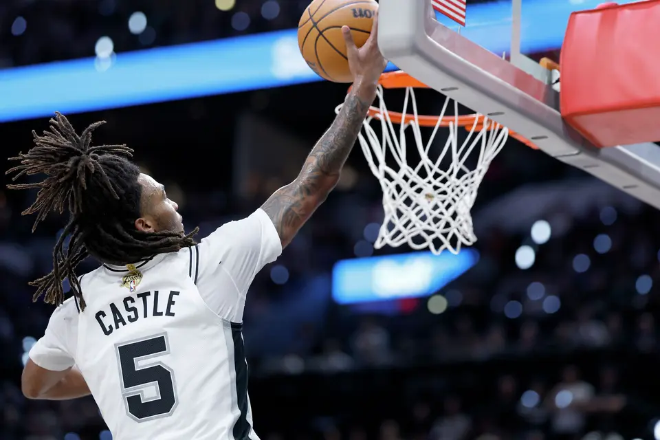 San Antonio Spurs guard Stephon Castle (5) gets the easy layup during the third quarter of Game 2 of the NBA Championship at Frost Bank Center in San Antonio on Friday, June 5, 2026.