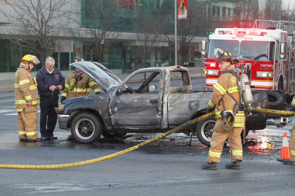 Truck catches fire in Stamford traffic