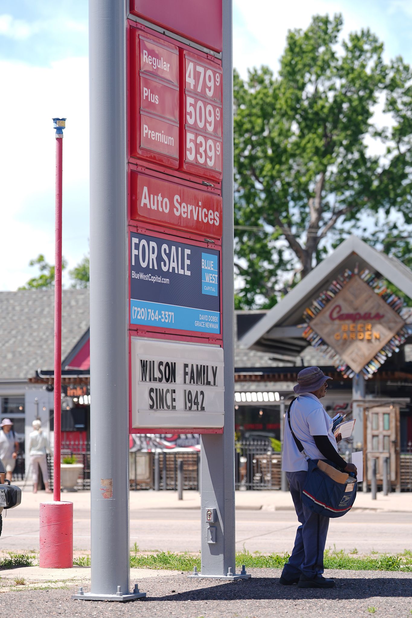 US households, businesses stung by higher energy prices that have pushed inflation above 4%