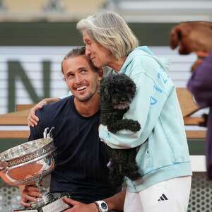 Pressure is off Zverev but Sinner will 'become an even stronger player' Italian tennis chief says