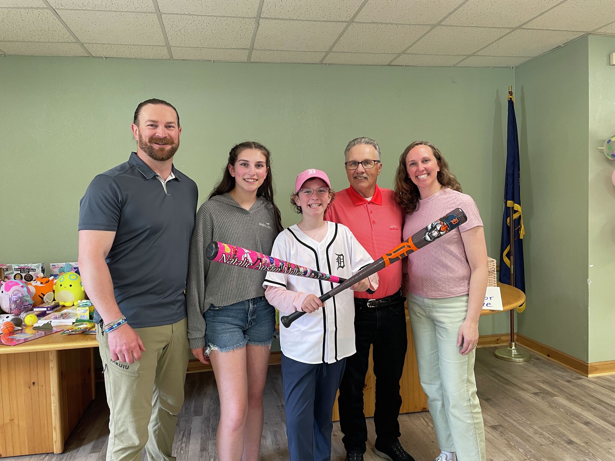 Detroit Tigers invite girl recovering from aplastic anemia to throw first pitch