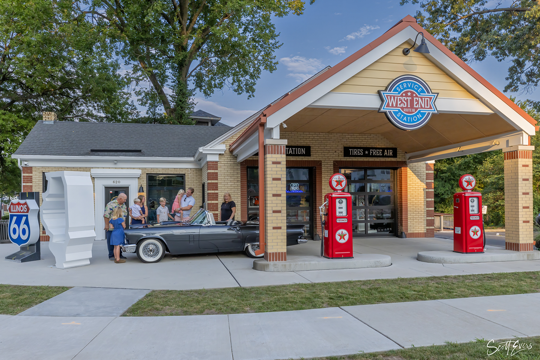 Edwardsville exhibit offers a vivid look at Route 66 in 1926