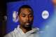 El delantero de los San Antonio Spurs, Harrison Barnes, responde preguntas durante una conferencia de prensa en el Madison Square Garden de Nueva York, el martes 9 de junio de 2026, tras la victoria de los Spurs por 115-111 en el Juego 3 de las Finales de la NBA contra los New York Knicks.