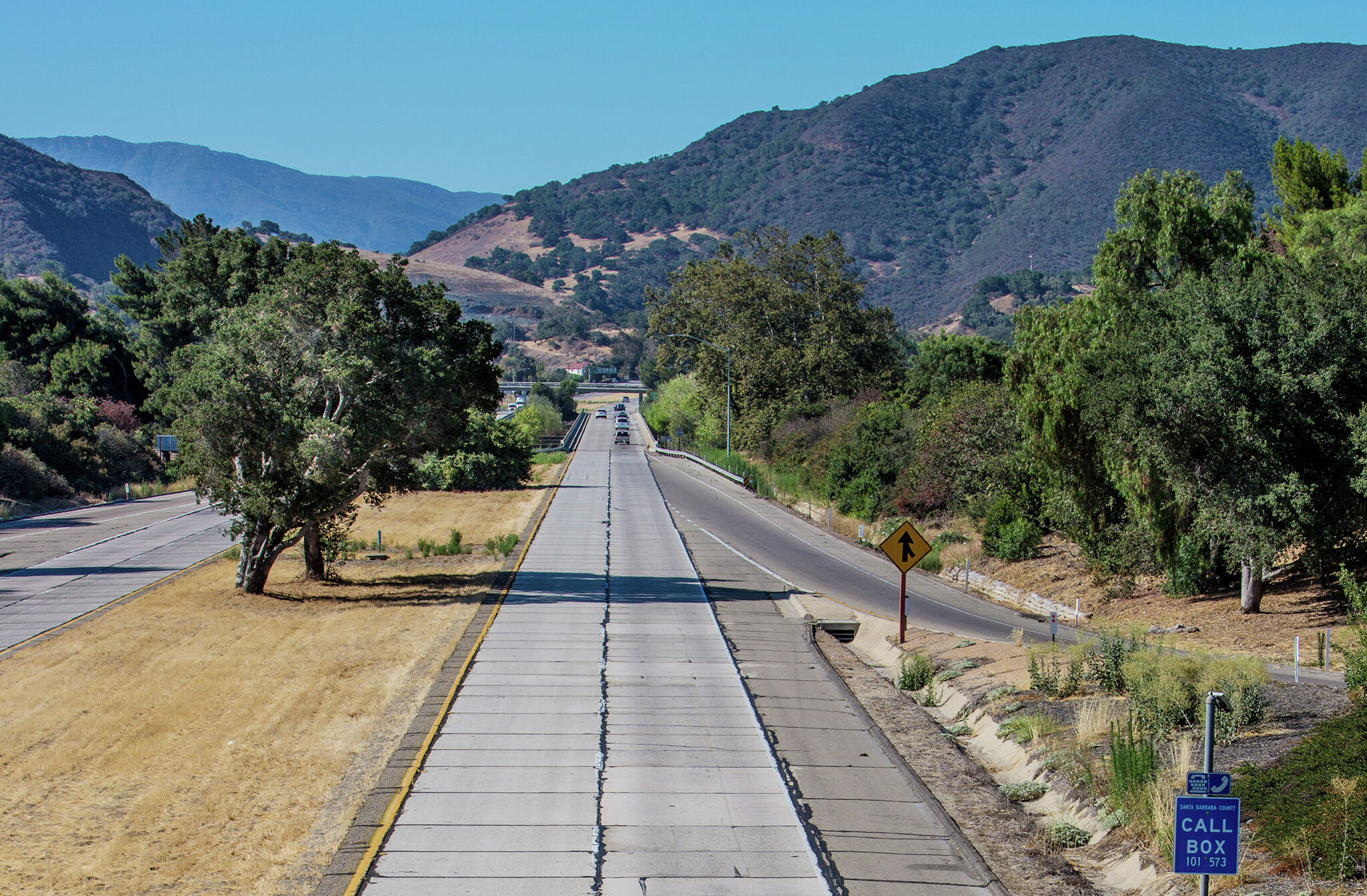 sfgate.com - Silas Valentino - Highway 101 lanes in Central Coast wine country close for the year
