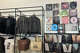 Ariana Grande-merchandise-pop-up i San Francisco.