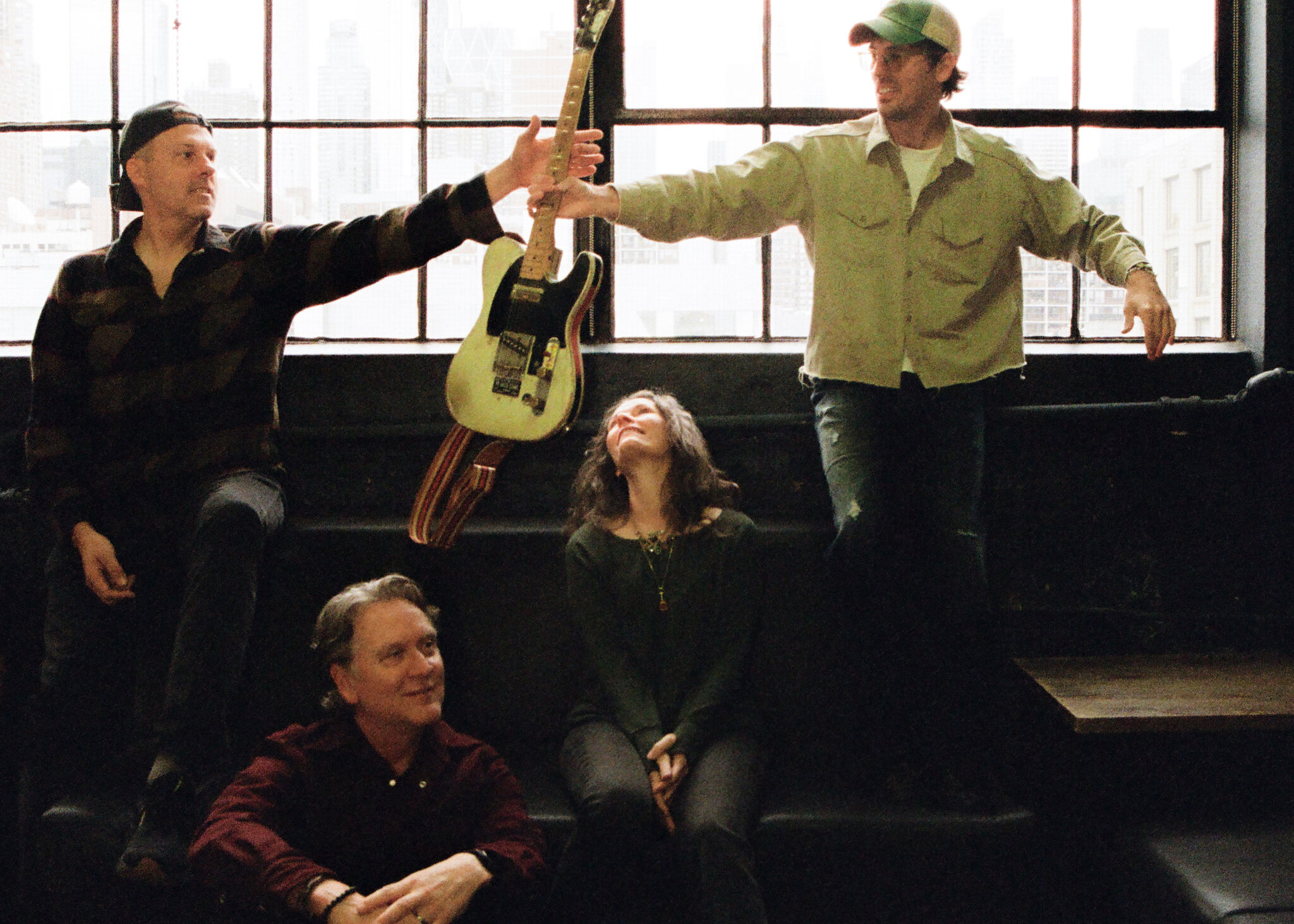 Edie Brickell returns home to Oak Cliff with new quartet