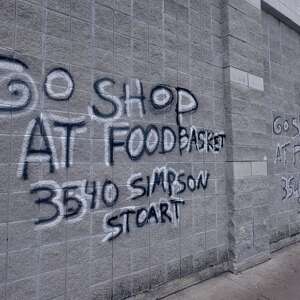 Southern Dallas loses a grocery store in Oak Cliff area with fewer options