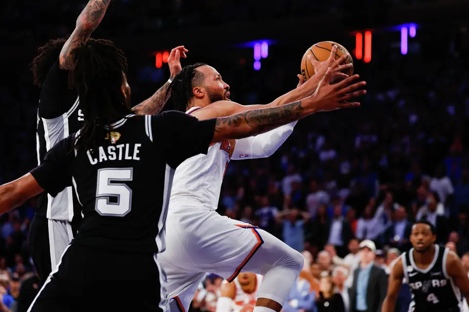 New York Knicks guard Jalen Brunson (11) drives toward the basket during the fourth quarter of Game 4 of the NBA Finals at Madison Square Garden in New York, Wednesday, June 10, 2026. The Knick defeated the Spurs 107-106, leading the series 3-1.
