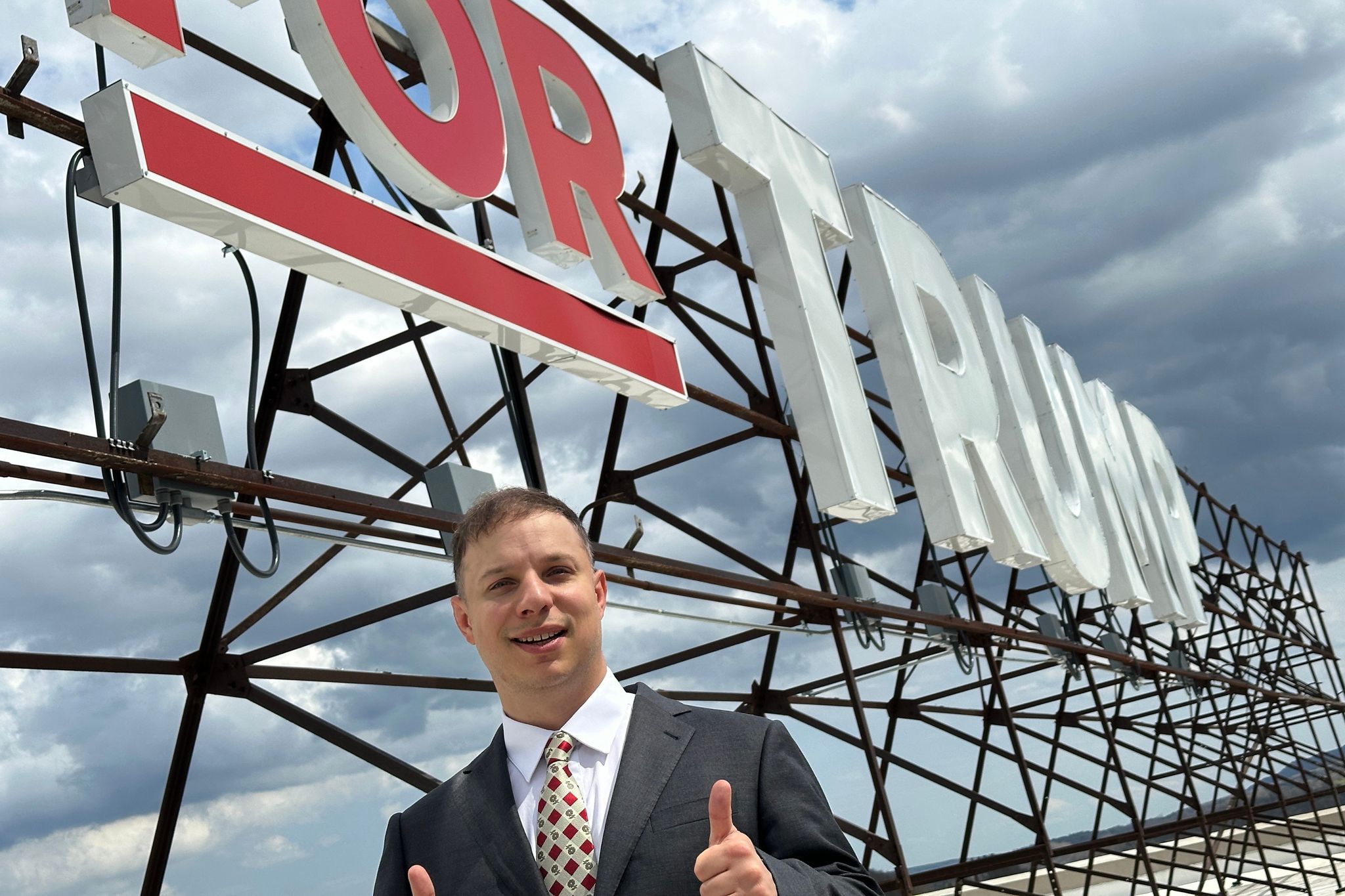 Republicans Raising the Trump Barrier: Anthony Constantino’s Devotion