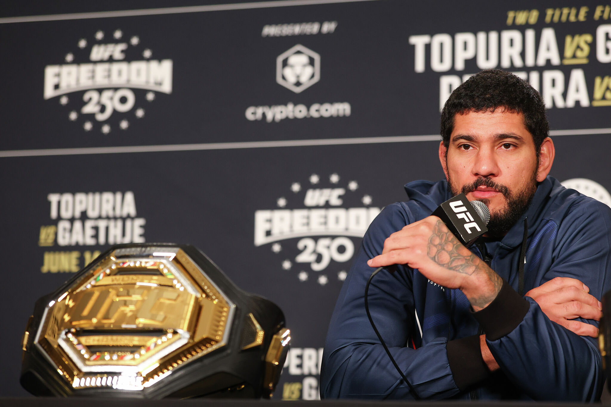 CT's Alex Pereira looks to make UFC history Sunday at the White House
