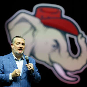 Cruz urges Texas GOP unity, warns Democrats remain a threat in November
