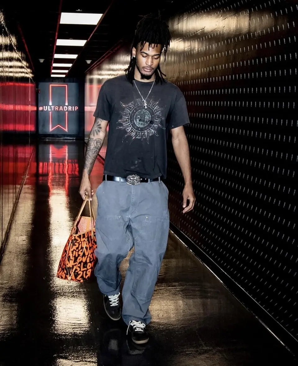 Guard Stephon Castle arriving at Frost Bank Center ahead of Game 5 of the NBA Finals.
